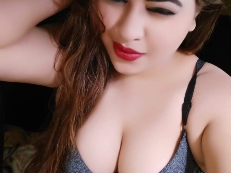 Call Girls In Sector 15 Noida 8800861635 EscorTs Service Provide Delhi Ncr