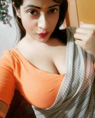 Call Girls In Moolchand -98218//11363 EscorTs Service In Delhi Ncr