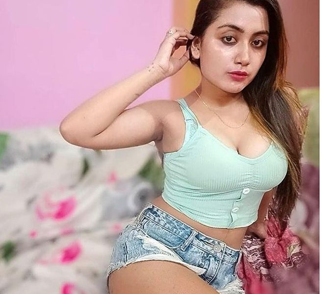 Call Girl | Top Escort Service in Delhi Saket Low price ☑️ Vip 99580//18831 ❣️