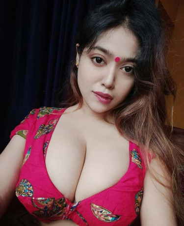 3D | Call Girls Service In Delhi East of Kailash 9953322196