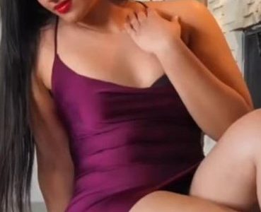 Best call girl service in Green Park 9990552040 low cost high profile available call me